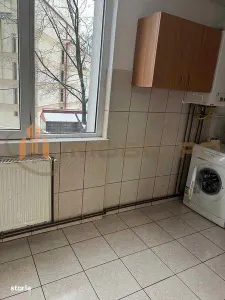 Garsoniera - zona Tatarasi - foto 4