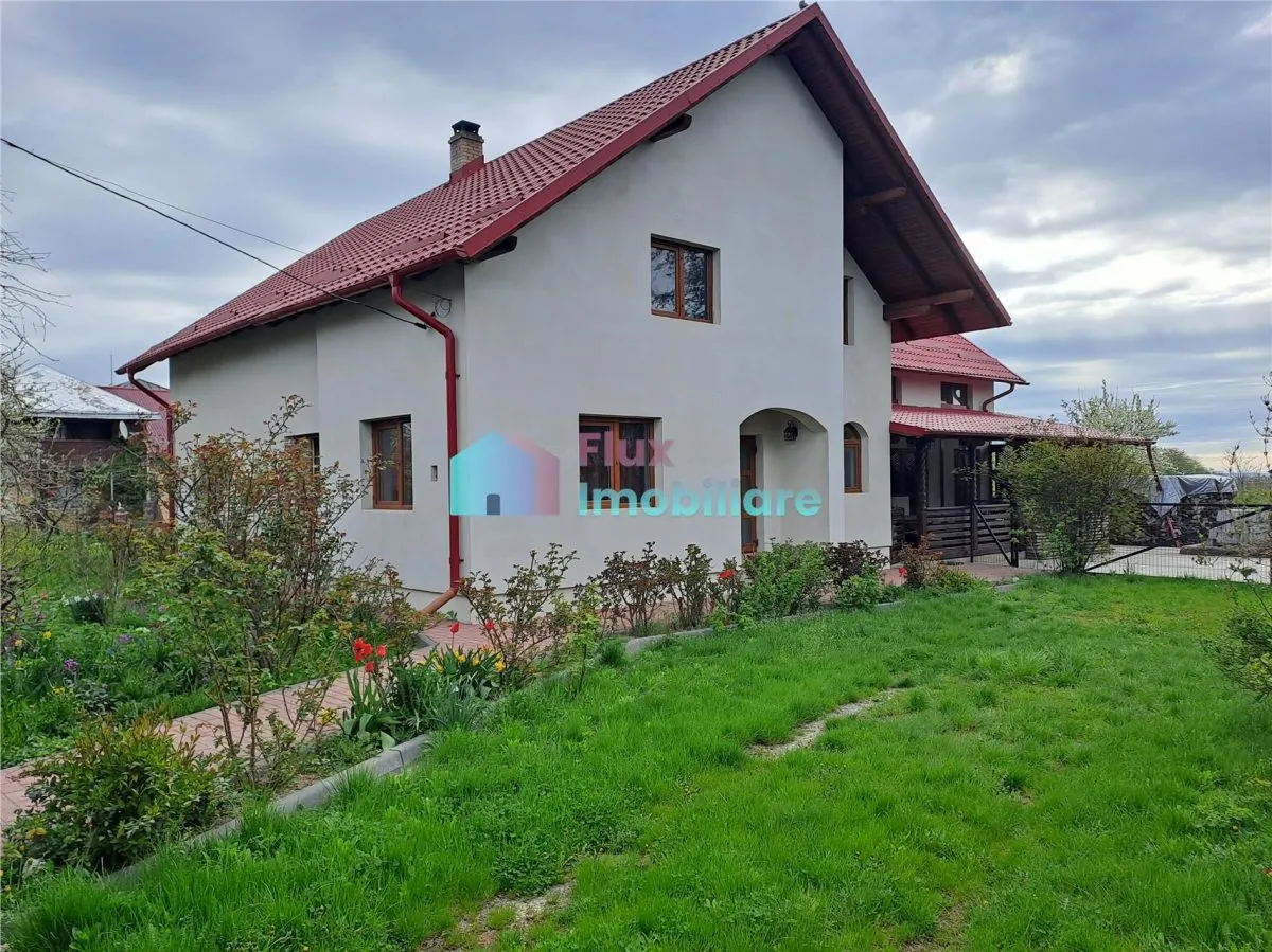 Casa in Cornu Luncii - foto 1