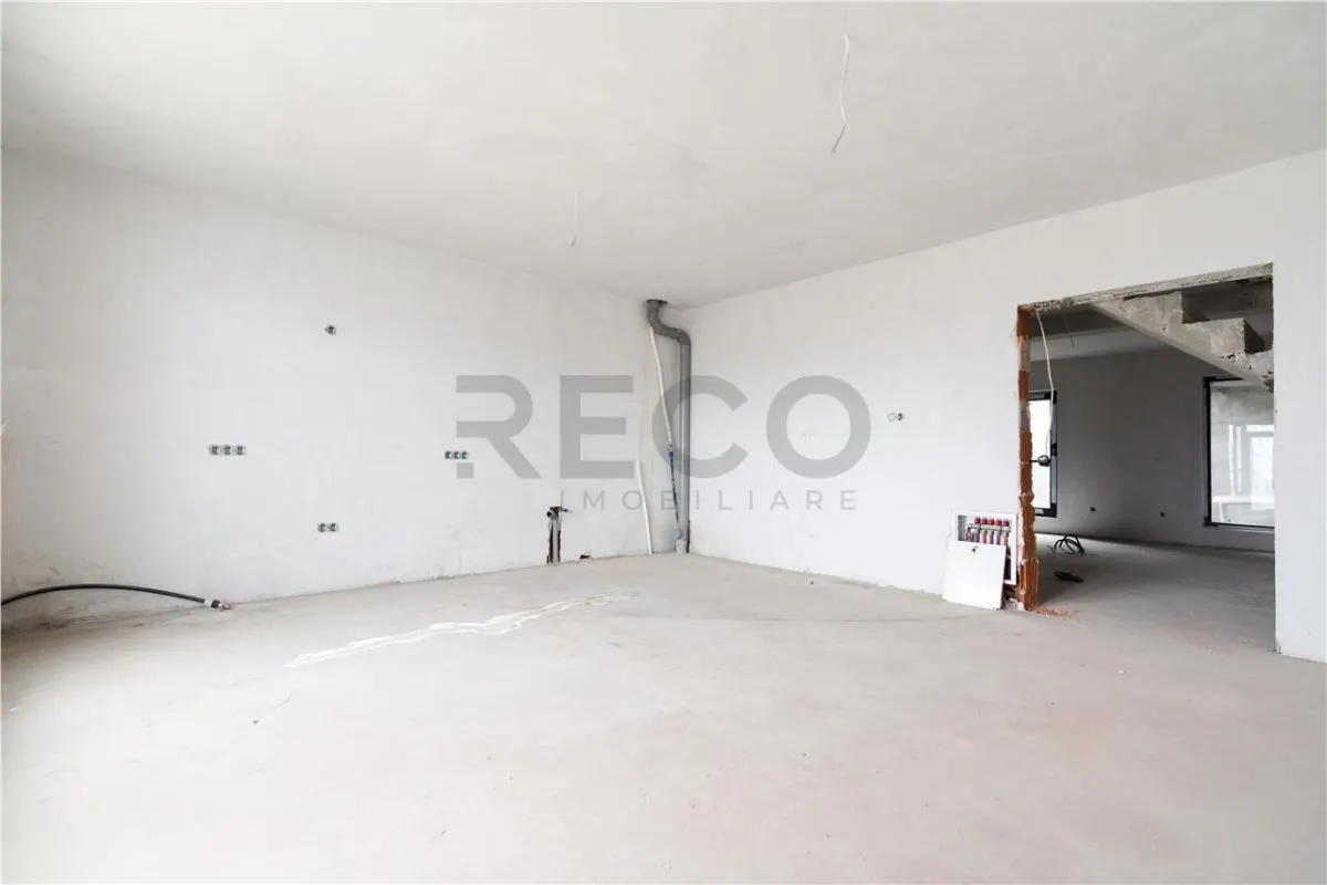 RECO apartament cu 3 camere parter + 2 etaje Oradea zona dealuri - foto 15