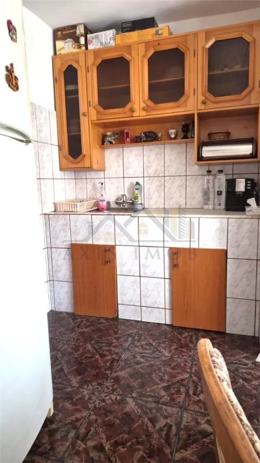Apartament 3 camere conf 1 decomandat zona Unirii Nord - foto 9