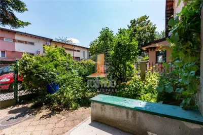 Vatra, viluta singur curte centrala, zona verde. - foto 12