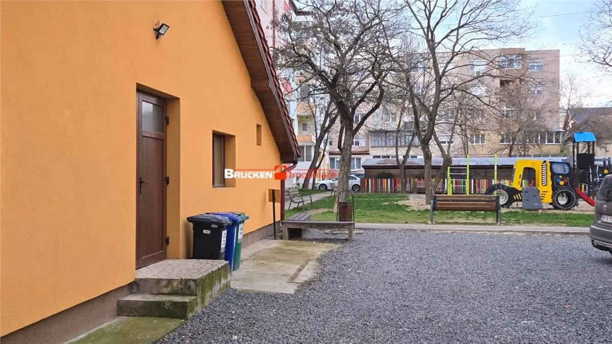 SPATIU COMERCIAL PE ARTERA PRINCIPALA | MARGHITA - foto 7