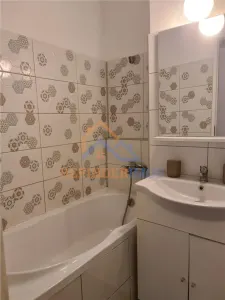 Garsoniera de vanzare, zona Mall Vitan - foto 11