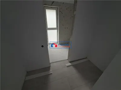 Vanzare apartament 4 camere de LUX bloc nou zona VIVO Floresti - foto 7