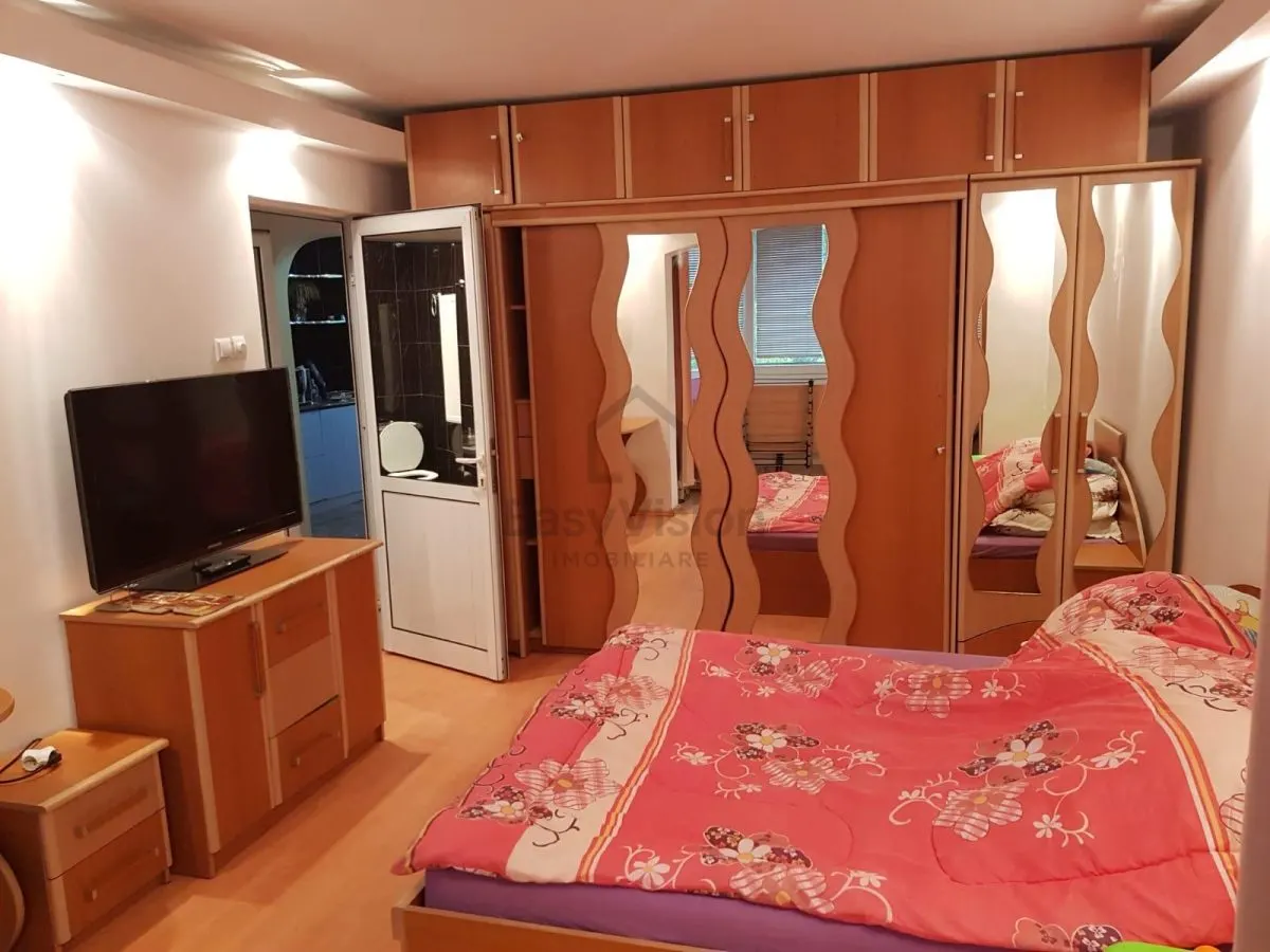 3 Camere Decomandat | Metrou Valea Ialomiței | Drumul Taberei|Sector 6 - foto 5
