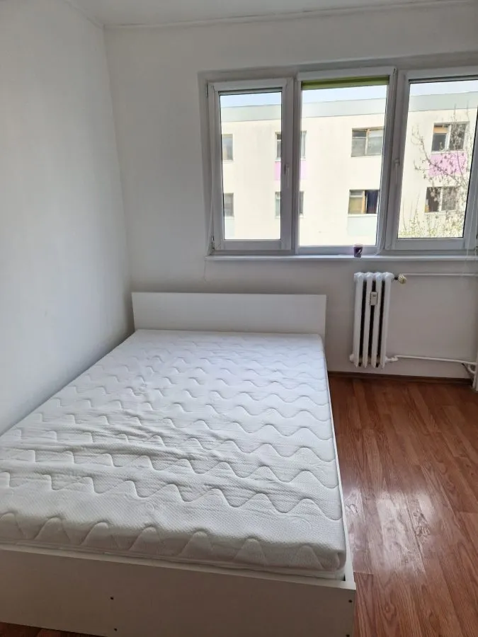 Apartament 2 camere Tractorul-piata,renovat,mobilat,57600 Euro - foto 4