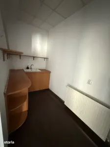 Spaţiu de birouri modern TARGU CUCU -899 EURO - foto 7