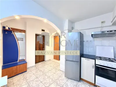 Garsoniera spatioasa cu terasa 20 mp, ultracentral Catedrala, Ploiesti - foto 5