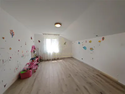 Casa P+E de vanzare in Lilieci â€“ 3.350mp teren intravilan, livada, 2 garaje, panouri solare - foto 12
