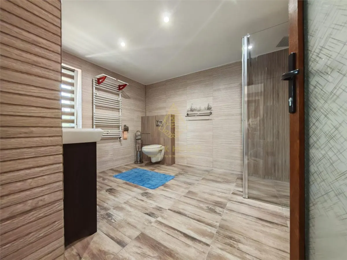 Casa P+E de vanzare in Lilieci â€“ 3.350mp teren intravilan, livada, 2 garaje, panouri solare - foto 17