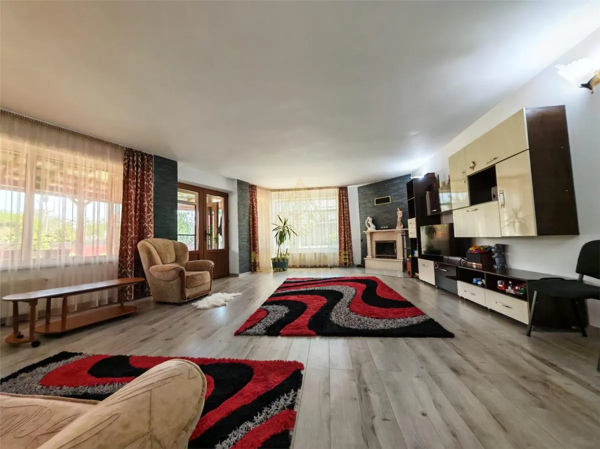 Casa P+E de vanzare in Lilieci â€“ 3.350mp teren intravilan, livada, 2 garaje, panouri solare - foto 4