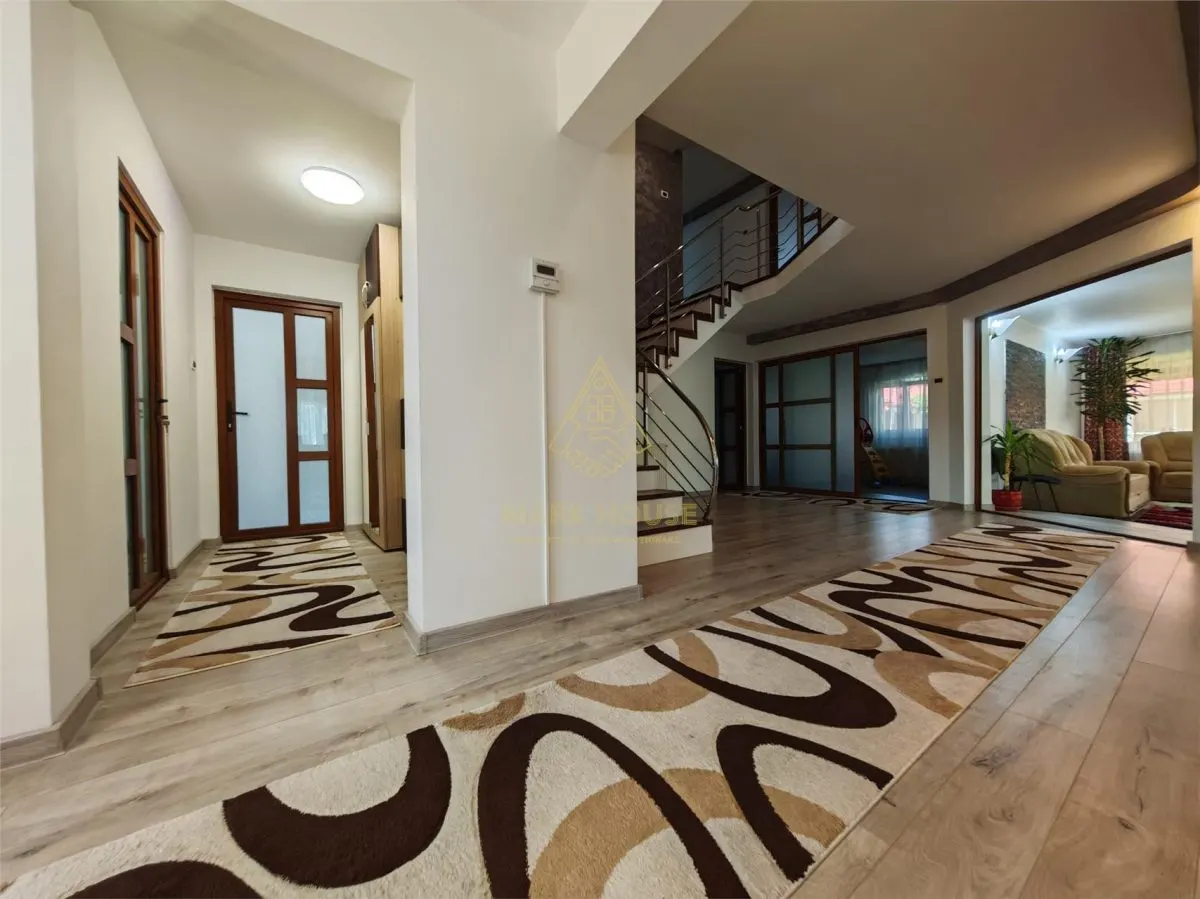 Casa P+E de vanzare in Lilieci â€“ 3.350mp teren intravilan, livada, 2 garaje, panouri solare - foto 8
