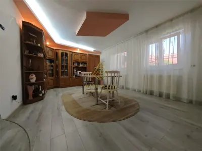 Casa P+E de vanzare in Lilieci â€“ 3.350mp teren intravilan, livada, 2 garaje, panouri solare - foto 9