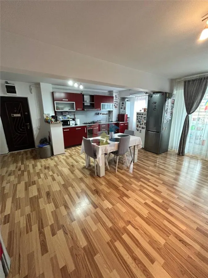 Ap.3 camere, Bloc cu lift, decomandat, 81 mp, Dorobanti - Bariera - foto 2