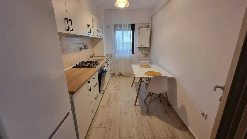 Apartament 2 Camere Decomandat Complex Bucium Confort - 399 euro - foto 1