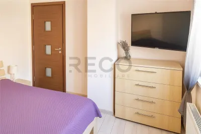 RECO Apartament 3 camere zona centrala - foto 5