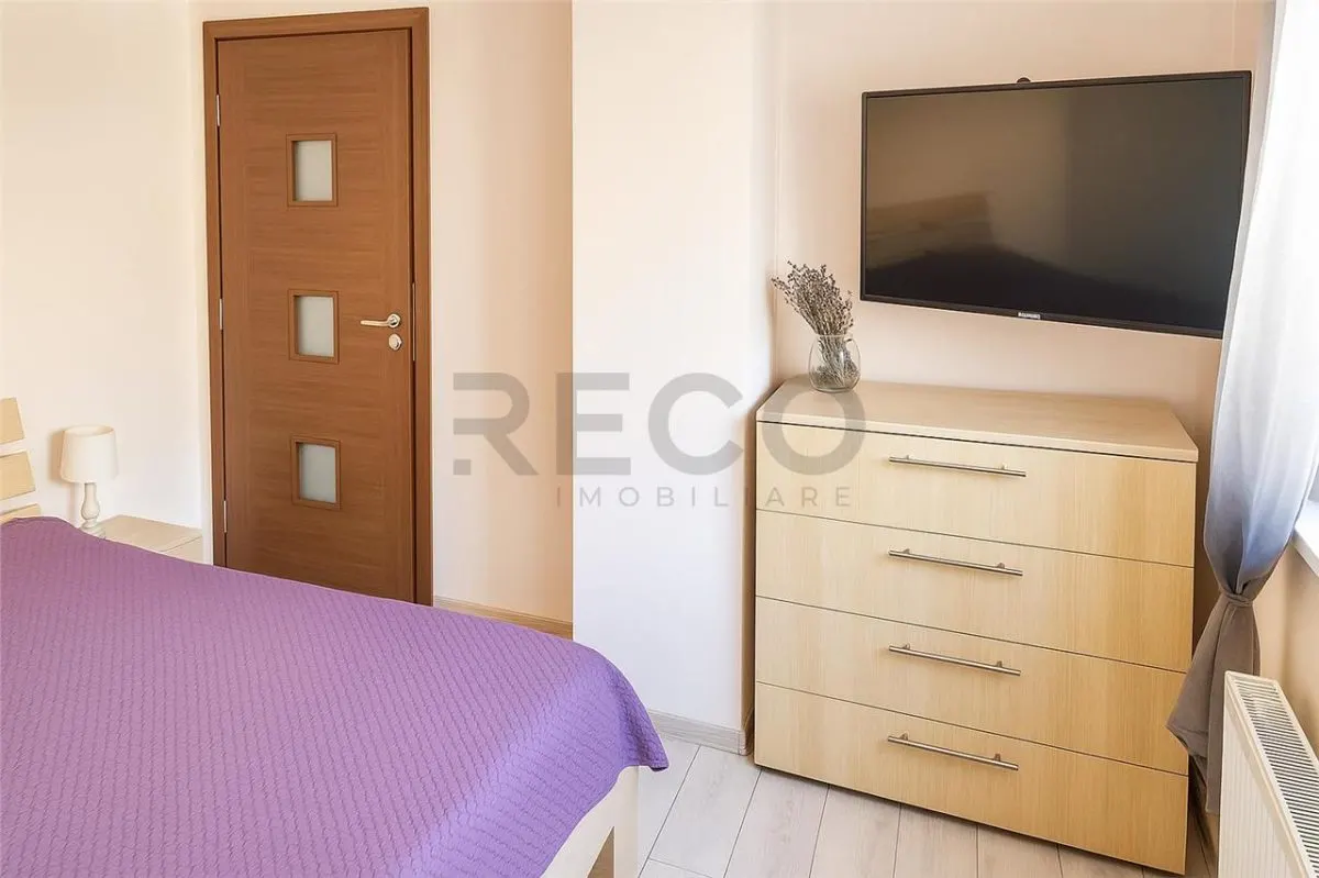 RECO Apartament 3 camere zona centrala - foto 5