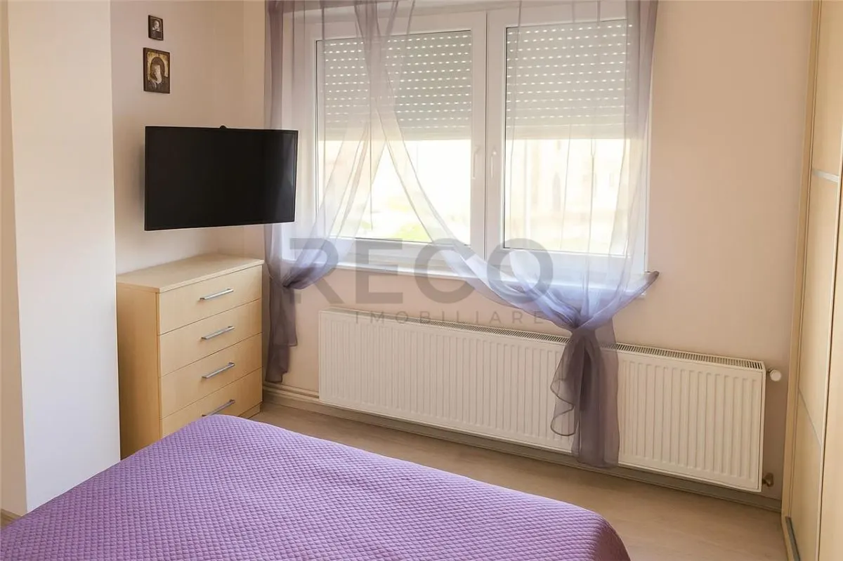 RECO Apartament 3 camere zona centrala - foto 9
