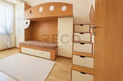 RECO Apartament 3 camere zona centrala - foto 10