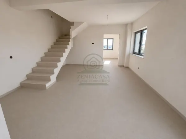 Casă 3 camere Miroslava - poza 2