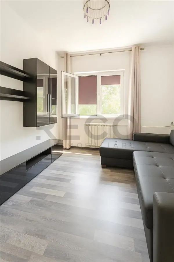 RECO- garsoniera , renovata recent etaj 2 - foto 4