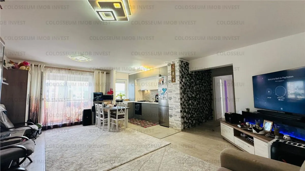 Apartament 3 camere, semidecomandat - zona Tractorul/ Top City - foto 1