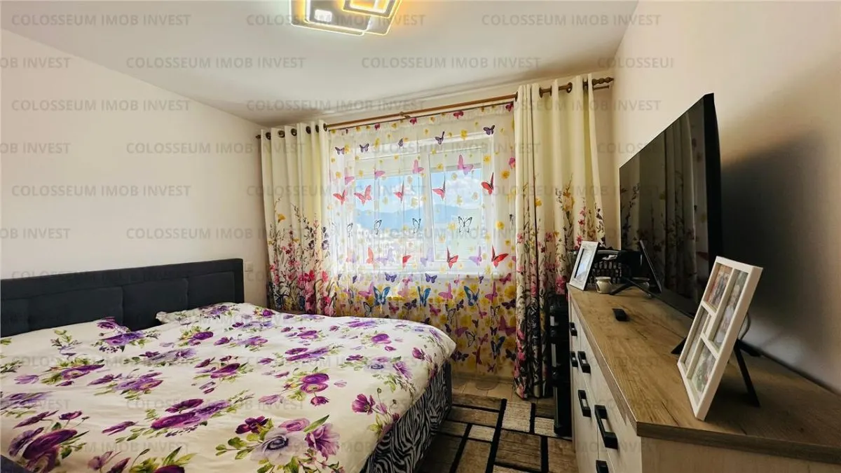 Apartament 3 camere, semidecomandat - zona Tractorul/ Top City - foto 3