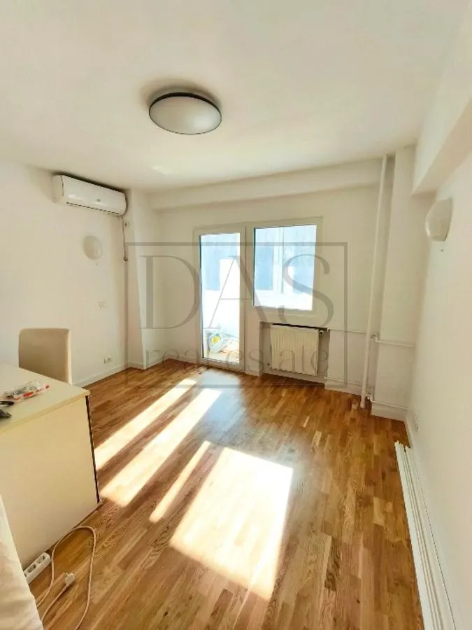 Apartament 4 camere | Ultracentral - Bd. Magheru, Balcescu | Bloc 1983 - foto 5