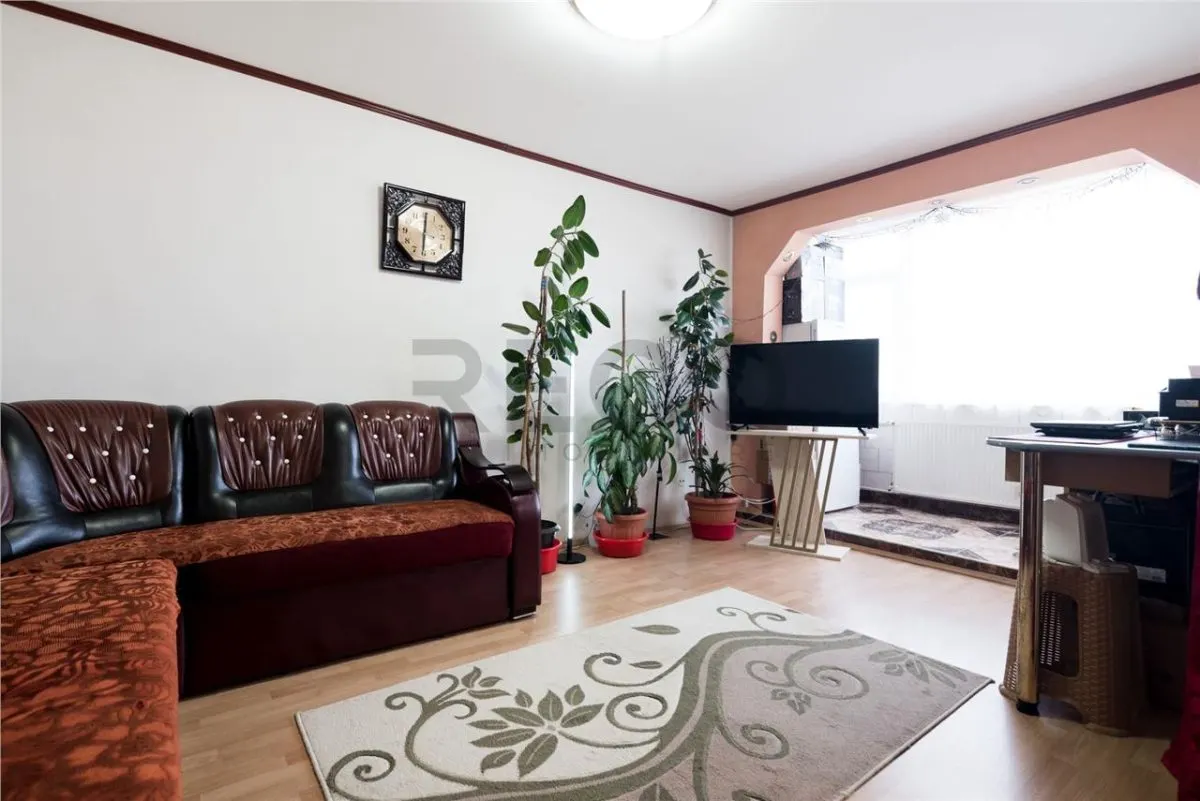 RECO Apartament 3 camere, Decomandat, zona Nufarul, etaj 8din 9, 2 balcoane inchise - foto 14