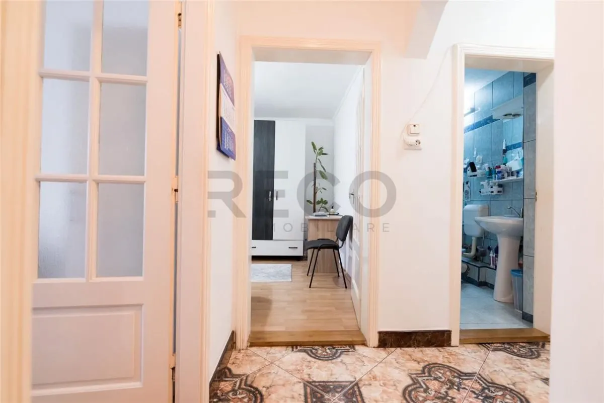 RECO Apartament 3 camere, Decomandat, zona Nufarul, etaj 8din 9, 2 balcoane inchise - foto 18