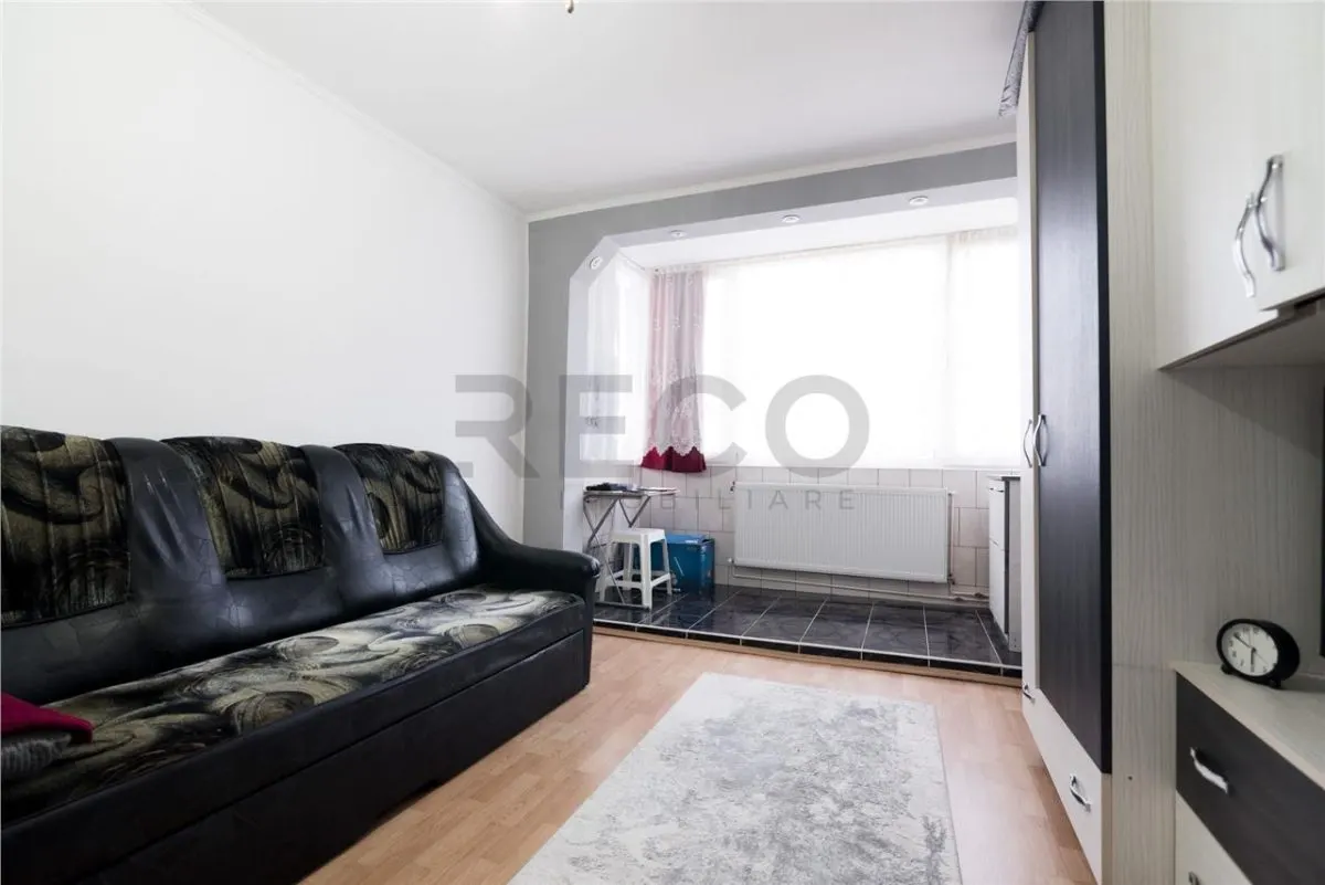 RECO Apartament 3 camere, Decomandat, zona Nufarul, etaj 8din 9, 2 balcoane inchise - foto 19