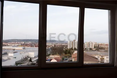 RECO Apartament 3 camere, Decomandat, zona Nufarul, etaj 8din 9, 2 balcoane inchise - foto 20