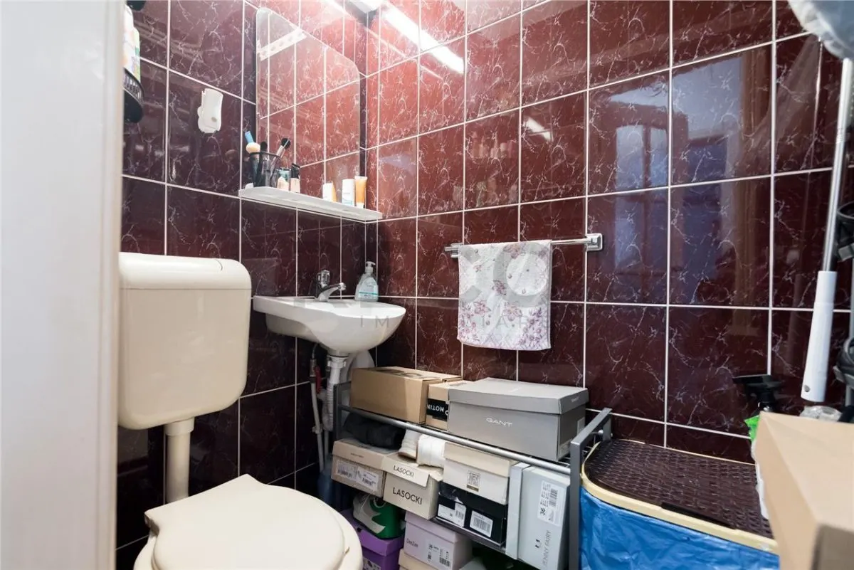 RECO Apartament 3 camere, Decomandat, zona Nufarul, etaj 8din 9, 2 balcoane inchise - foto 22