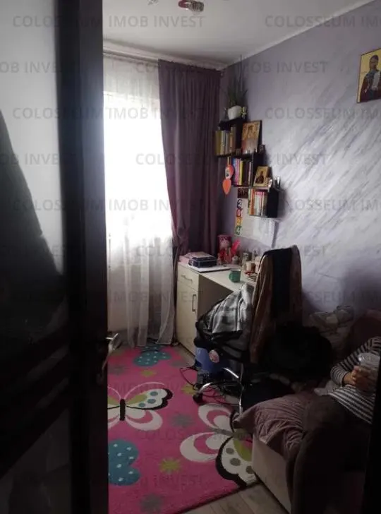 Apartament 3 camere, semidecomandat - zona Florilor - foto 4