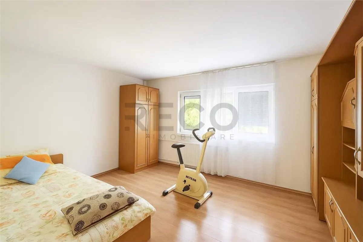 RECO Apartament cu 4 camere, decomandat, in Nufarul, la etajul 1 - foto 6