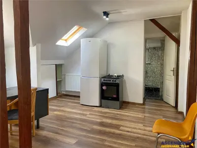 Spatiu de inchiriat - cu posibilitati multiple de utilizare - foto 2