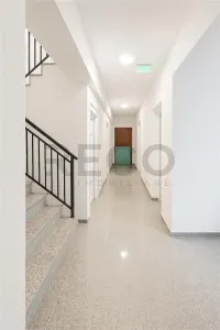 RECO Studio nou Beverly Hills Sanmartin â€“ 34,7 mp, parcare inclusa, ideal Airbnb/regim hotelier - foto 7