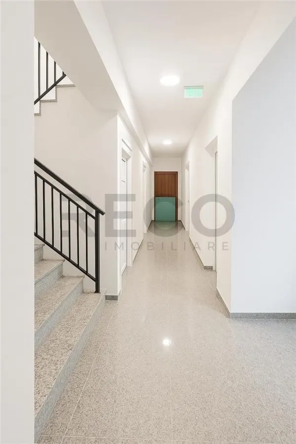 RECO Studio nou Beverly Hills Sanmartin â€“ 34,7 mp, parcare inclusa, ideal Airbnb/regim hotelier - foto 7
