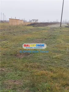 vanzare loturi  teren 400 ...500 mp mp intravilan  BRADU -DE SUS - Bradu