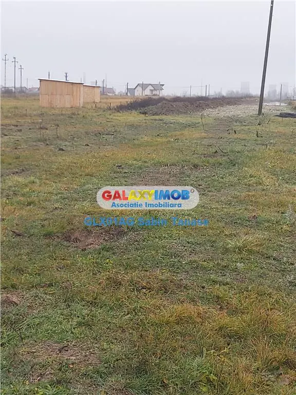 vanzare loturi  teren 400 ...500 mp mp intravilan  BRADU -DE SUS - foto 1