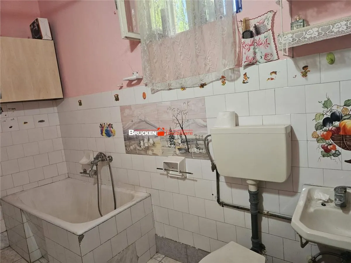 Casa de vanzare in Marghita - foto 11