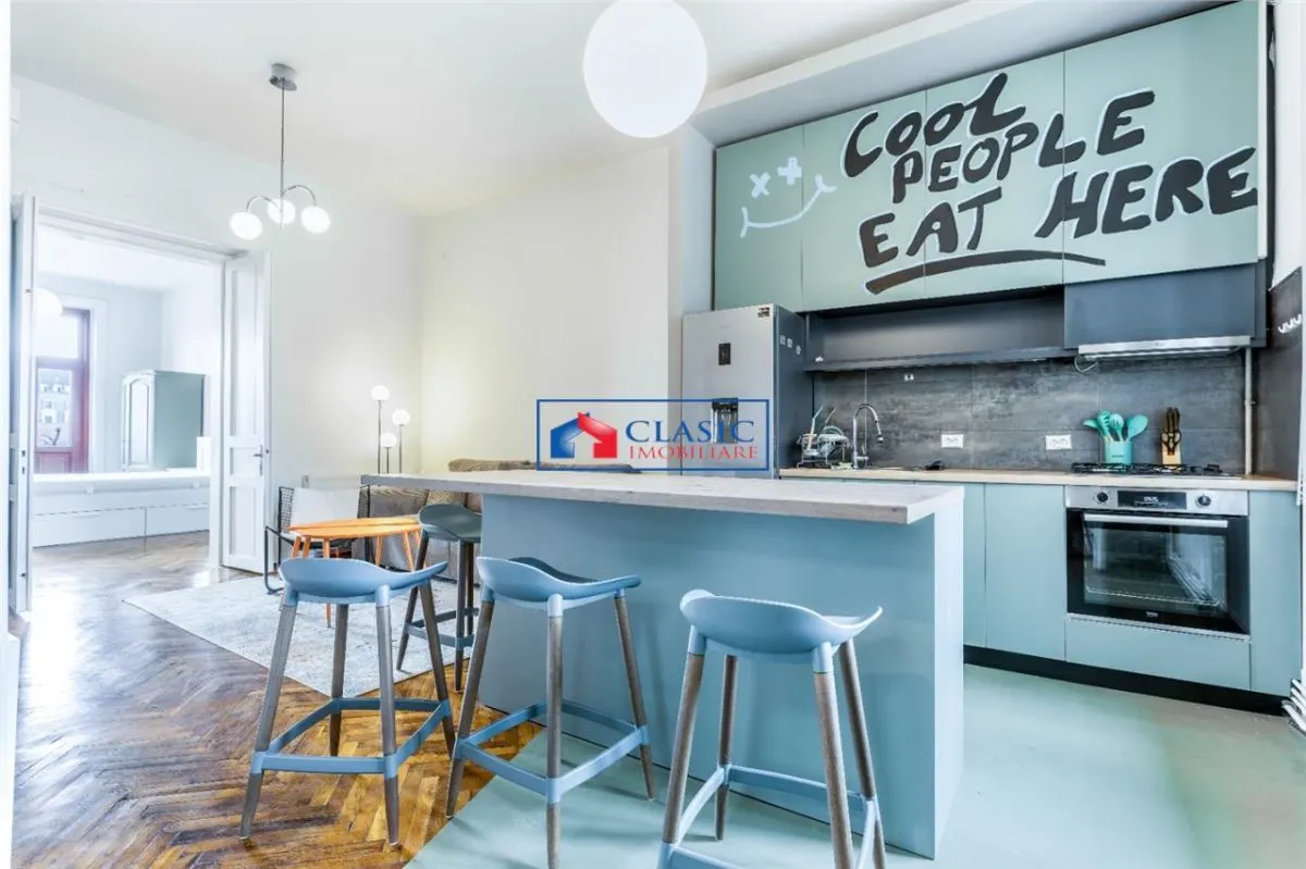 Vanzare apartament 3 camere locatie deosebita in Centru- zona Piata Unirii - foto 3