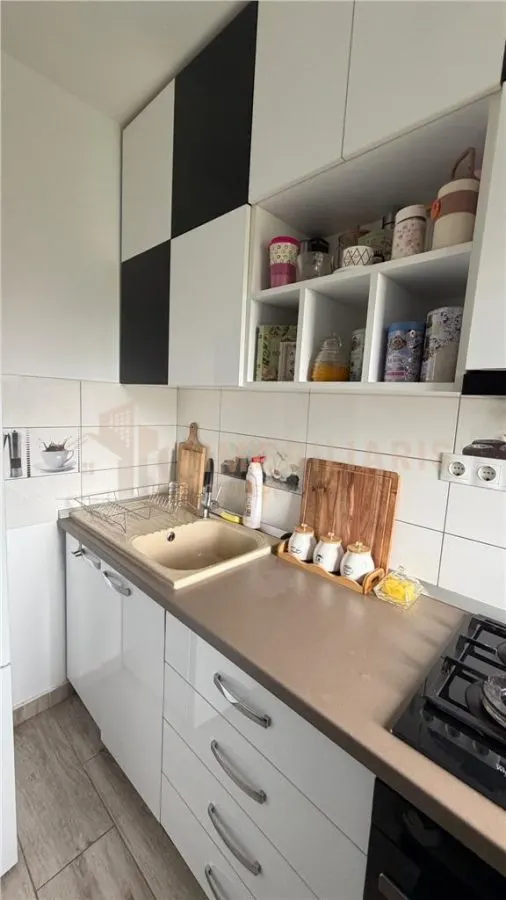 Apartament 2 camere, zona Vlad Tepes - foto 1