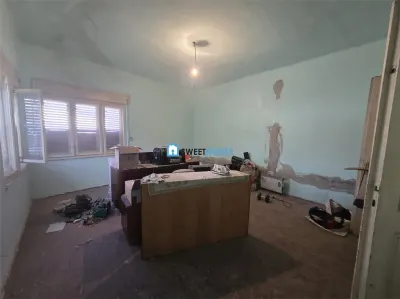 Casa cu potential generos Beclean Jud Brasov - foto 4