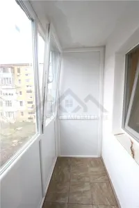 Apartament 2 camere , zona Sagului - foto 3
