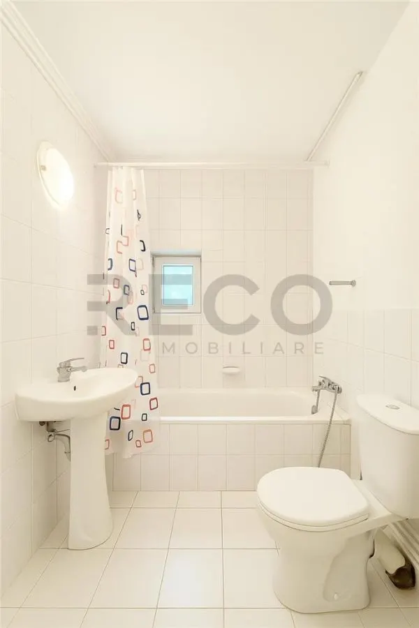 RECO Apartament 3 camere, etajul 2, Oradea - foto 8