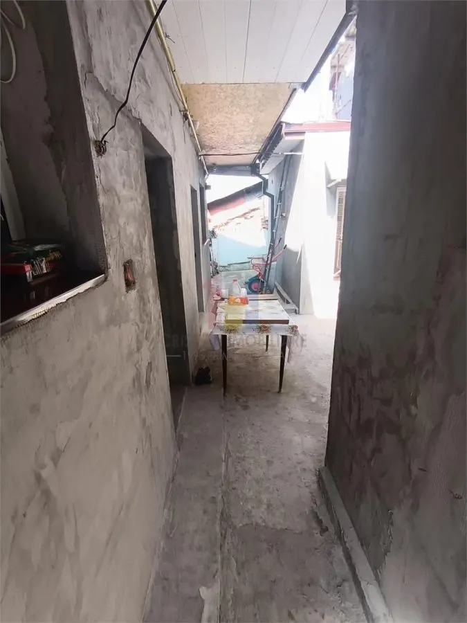 Casa Chercea, doua corpuri cladire, 3 camere, suprafata 256 mp - foto 13