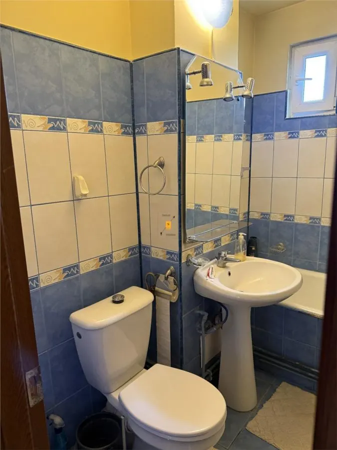 Apartament cu 4 camere zona  9 Mai - foto 14