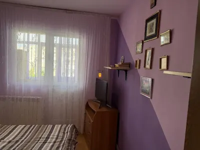 Apartament cu 4 camere zona  9 Mai - foto 3