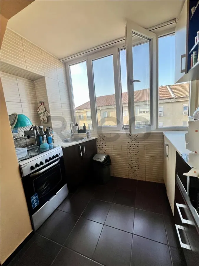 RECO Apartament 2 camere tip PB zona Calea Aradului - foto 4